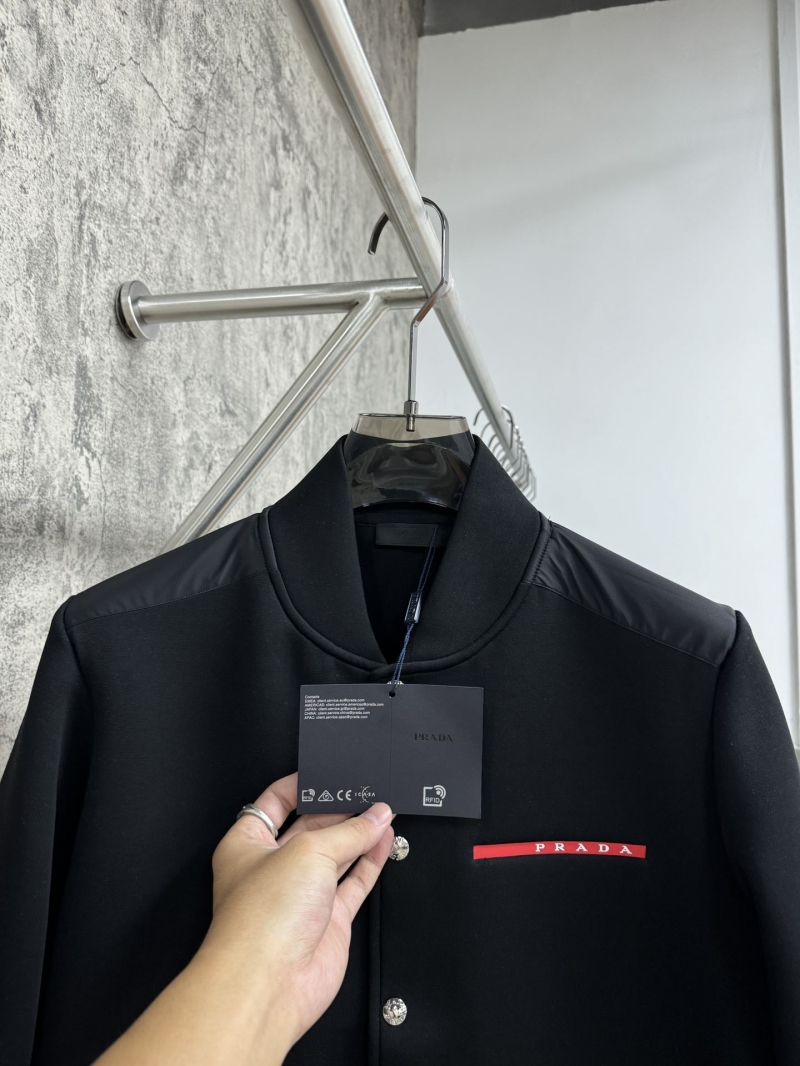 Pra*a outwear